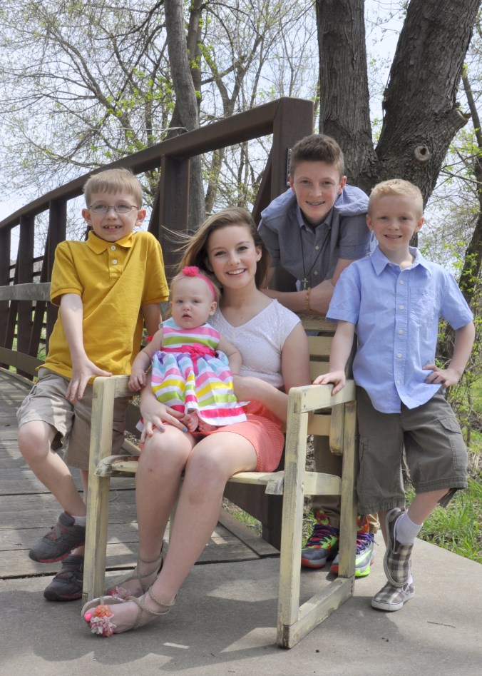 The Woods/Dameron cousins  April 2014